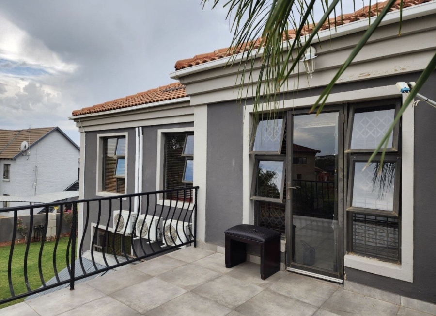 5 Bedroom Property for Sale in Doringkruin North West